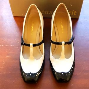 EASY SPIRIT "Andriannas" cream & black mid heel t-straps 7.5 W